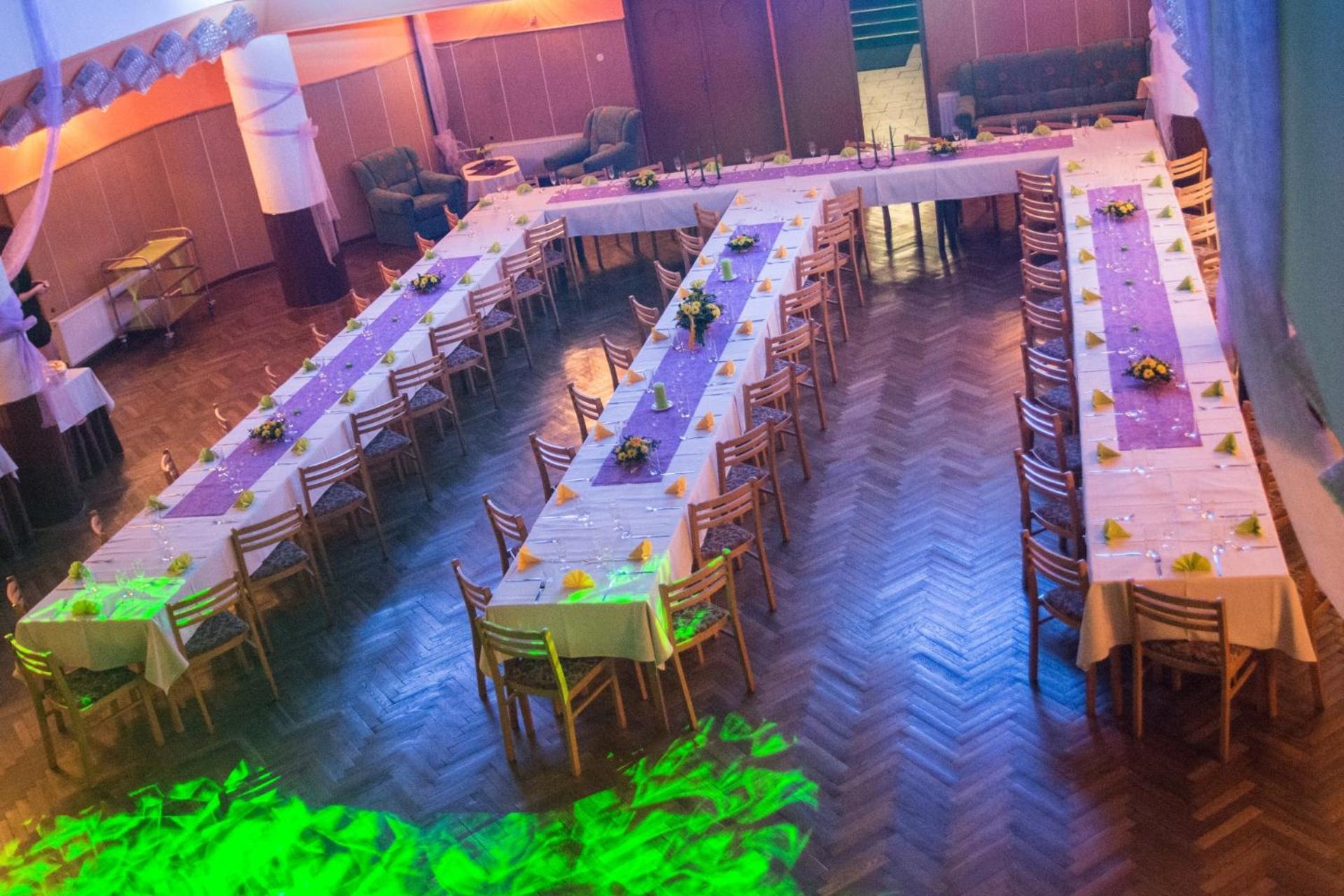 Hotel Morava Jevíčko Εξωτερικό φωτογραφία
