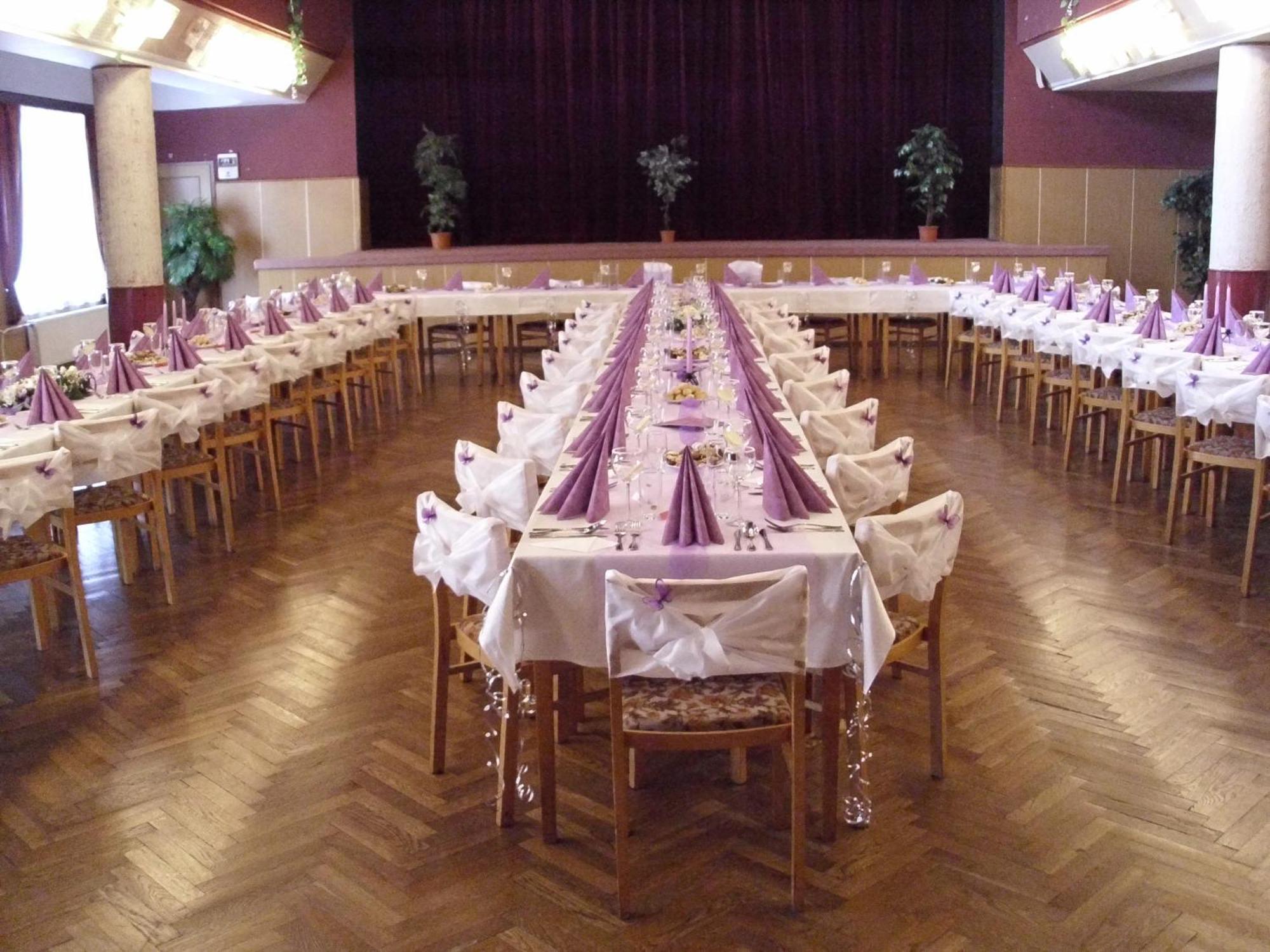 Hotel Morava Jevíčko Εξωτερικό φωτογραφία