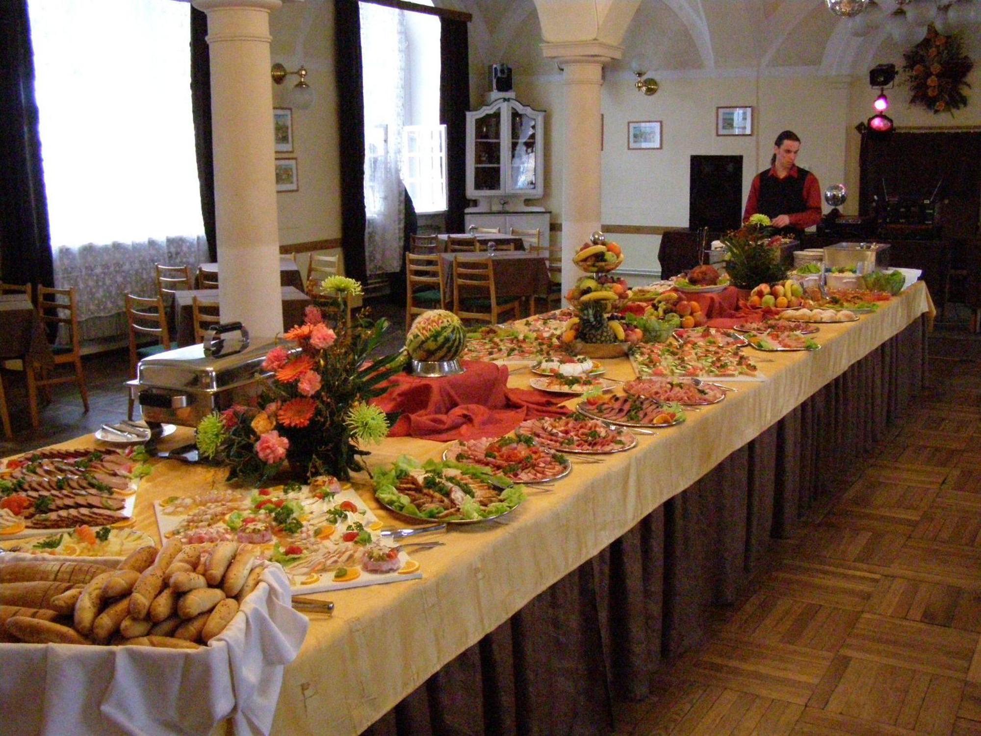 Hotel Morava Jevíčko Εξωτερικό φωτογραφία